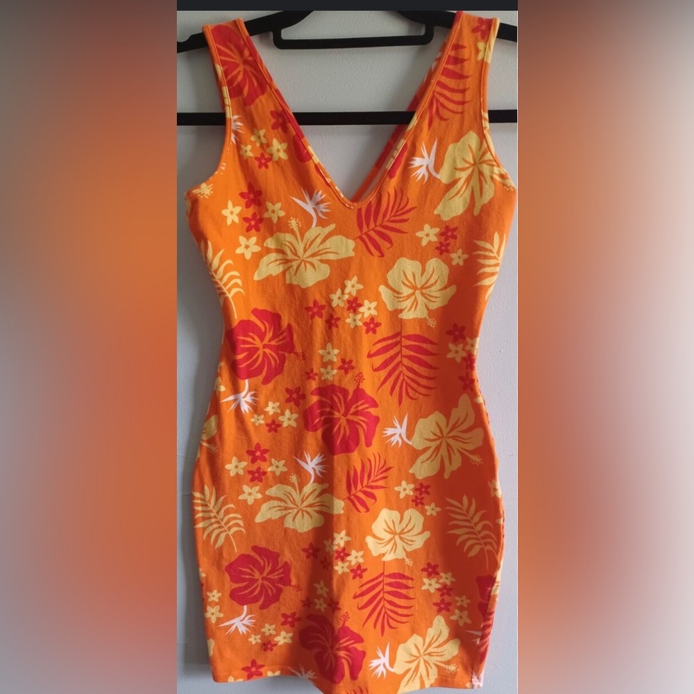 Gorgeous Hawaiian dress